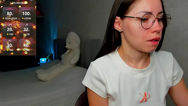 Snapshot of fun_nd_bun chatting on July 9, 2026, 2:15 am fun nd bun online show from July 9, 2026, 2:15 am