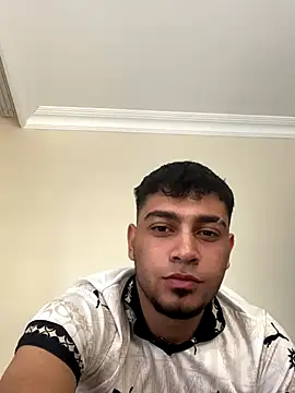 astoperaa online show from September 20, 2025, 1:45 pm