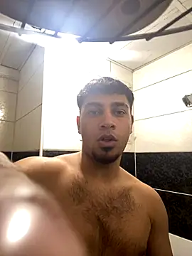 astoperaa online show from October 21, 2025, 4:08 pm