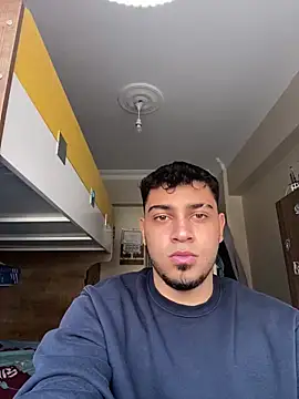 astoperaa online show from November 28, 2025, 10:18 am