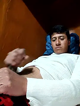 Carlos27hot online show from January 16, 2026, 7:23 am