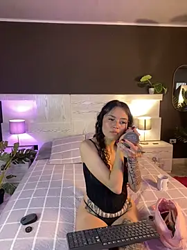 Camila Nyx online show from December 20, 2025, 2:02 pm