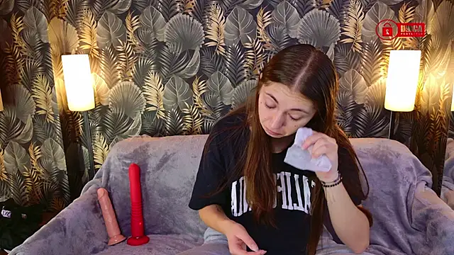 Snapshot of Charming_LIA chatting on October 24, 2025, 7:49 am Charming LIA online show from October 24, 2025, 7:49 am