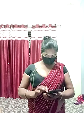 School medam online show from November 19, 2025, 3:56 pm