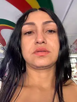 milk-love1226 online show from November 1, 2025, 3:58 pm