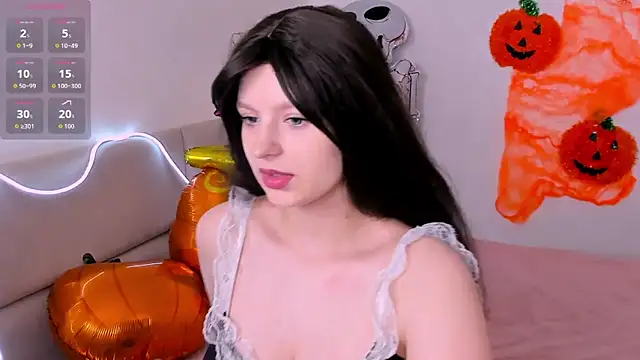 Snapshot of AishaAysitt chatting on October 19, 2025, 3:18 am AishaAysitt online show from October 19, 2025, 3:18 am