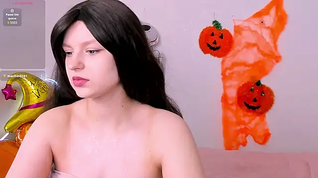 Snapshot of AishaAysitt chatting on October 26, 2025, 3:23 am AishaAysitt online show from October 26, 2025, 3:23 am