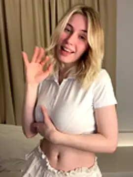 HoneyRay online show from November 29, 2025, 10:40 am