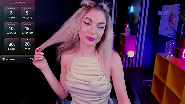 Alice Cutieee online show from October 5, 2025, 3:43 pm
