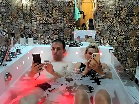 dwarazyM online show from September 28, 2025, 8:25 pm