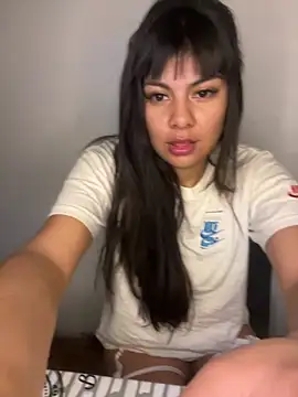 Snapshot of Bulma04 chatting on October 11, 2025, 7:07 am Bulma04 online show from October 11, 2025, 7:07 am