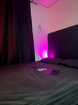 Snapshot of BoomChikaWow chatting on November 7, 2025, 11:38 pm BoomChikaWow online show from November 7, 2025, 11:38 pm