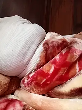 Pipi23  online show from December 1, 2025, 2:00 pm