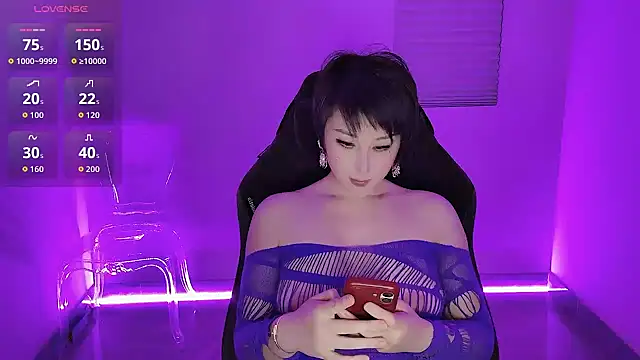 Goddess Jin online show from April 13, 2026, 4:01 pm