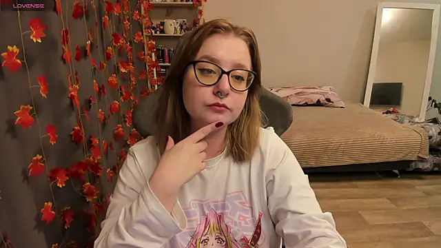 Snapshot of LovelyGirlLisa chatting on October 10, 2025, 2:38 pm LovelyGirlLisa online show from October 10, 2025, 2:38 pm