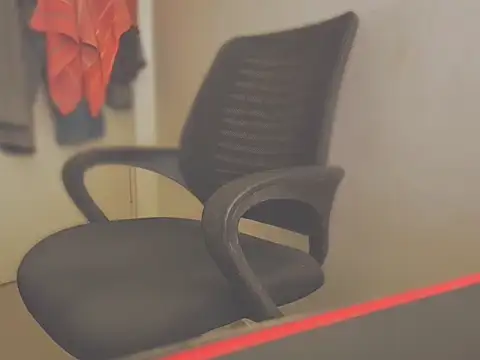 Pure-bottom online show from January 17, 2026, 1:38 pm