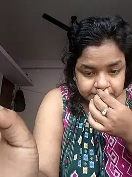 Deborbhavi222 online show from January 9, 2026, 8:17 am