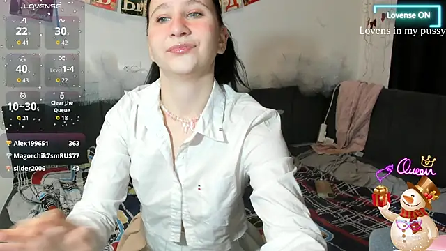 Snapshot of ChristinaFivePlus chatting on January 15, 2026, 6:22 pm ChristinaFivePlus online show from January 15, 2026, 6:22 pm