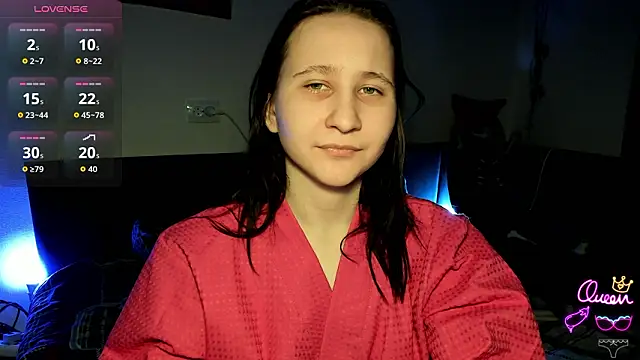 Snapshot of ChristinaFivePlus chatting on March 4, 2026, 3:29 pm ChristinaFivePlus online show from March 4, 2026, 3:29 pm