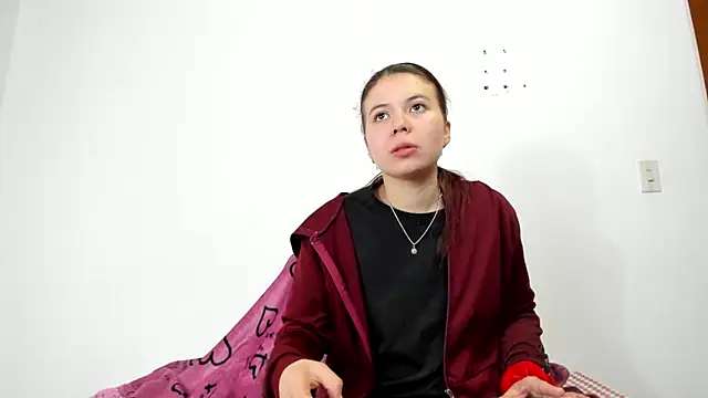 Valen tina online show from September 29, 2025, 12:21 pm