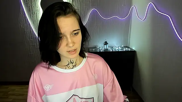 Elastikisss online show from February 24, 2026, 7:45 pm