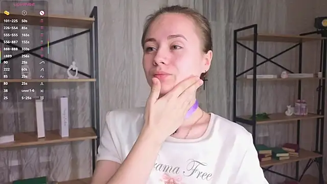 Crysta1Eva  online show from April 17, 2026, 8:23 pm