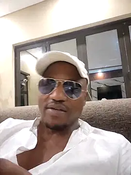 Snapshot of Vuyo1987 chatting on November 14, 2025, 11:57 pm Vuyo1987 online show from November 14, 2025, 11:57 pm