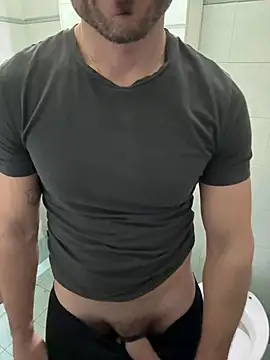 giovan2020 online show from January 15, 2026, 9:51 pm