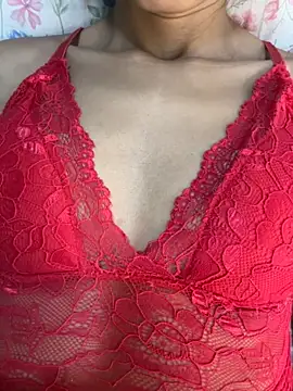 Snapshot of magrinha_hot chatting on February 26, 2026, 9:25 pm magrinha hot online show from February 26, 2026, 9:25 pm