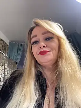 Snapshot of Sweet-blonde chatting on February 13, 2026, 1:18 pm Sweet-blonde online show from February 13, 2026, 1:18 pm