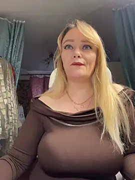 Snapshot of Sweet-blonde chatting on February 26, 2026, 2:05 pm Sweet-blonde online show from February 26, 2026, 2:05 pm