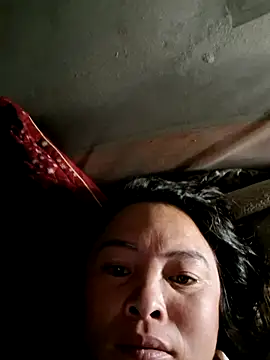 Snapshot of xuxulovezz chatting on November 1, 2025, 11:07 pm xuxulovezz online show from November 1, 2025, 11:07 pm