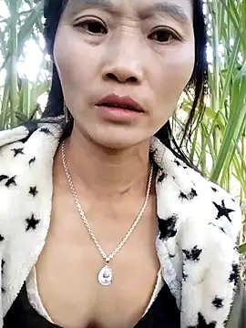 abigail-00 online show from November 28, 2025, 9:01 am