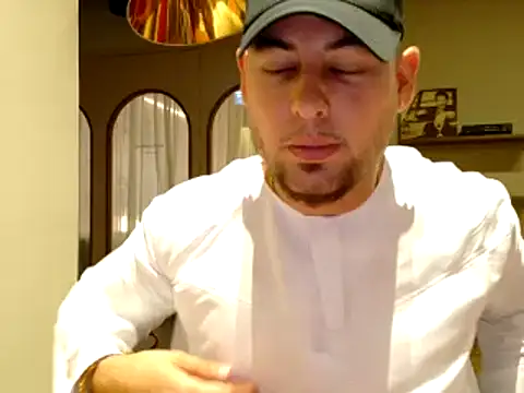 maximus888A online show from September 23, 2025, 4:21 pm