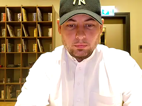 maximus888A online show from September 25, 2025, 3:05 pm