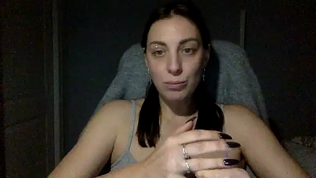 Myronell online show from November 16, 2025, 6:13 pm