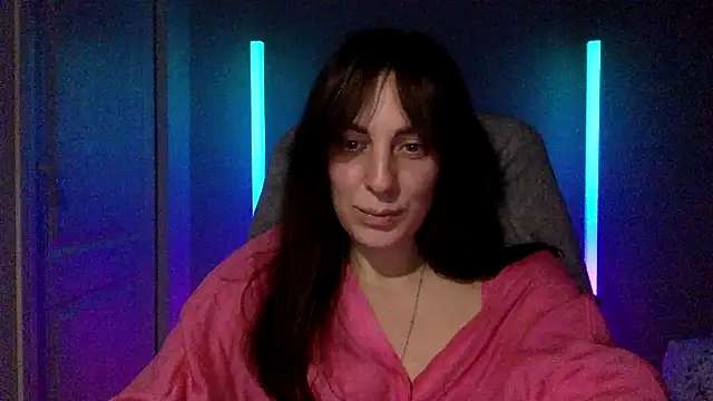 Myronell online show from November 19, 2025, 5:35 pm