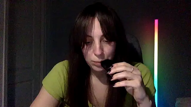 Myronell online show from November 21, 2025, 5:33 pm