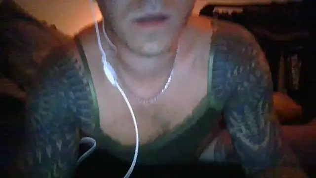 Snapshot of rarnox chatting on September 22, 2025, 10:01 pm rarnox online show from September 22, 2025, 10:01 pm