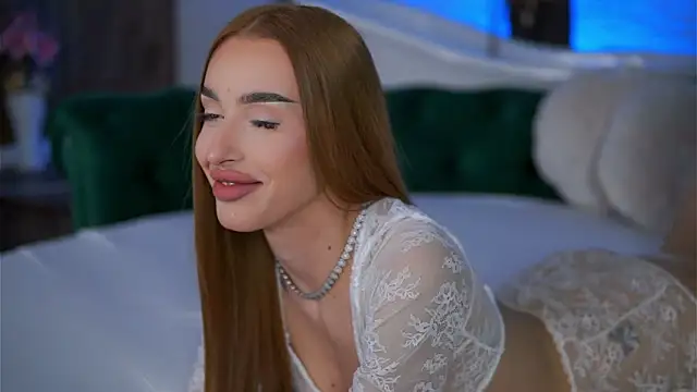 ClaraBenatti online show from February 19, 2026, 7:10 pm