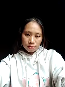 ruby-00 online show from November 25, 2025, 12:43 am