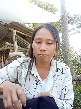 ruby-00 online show from November 30, 2025, 7:12 am