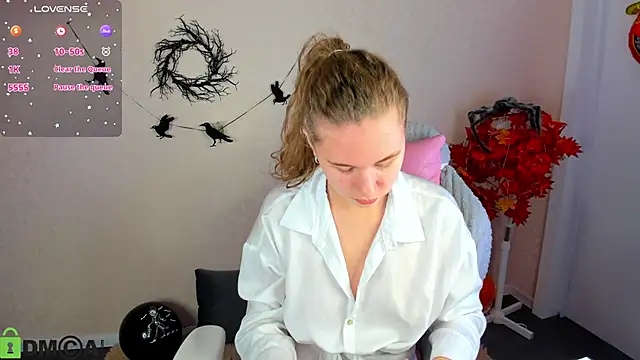 Elsie Cutties online show from November 1, 2025, 1:07 am