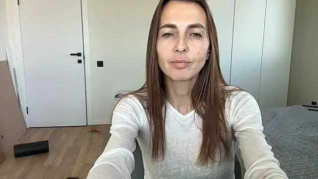 Snapshot of Arivanna chatting on October 3, 2025, 9:17 am Arivanna online show from October 3, 2025, 9:17 am