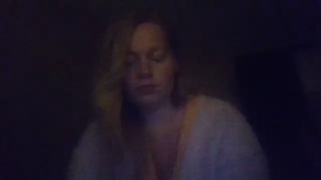 Faynoria online show from October 17, 2025, 8:22 pm