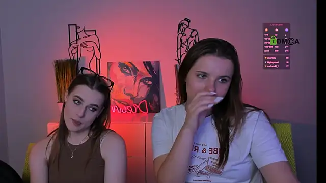Snapshot of lola_swon chatting on October 15, 2025, 12:00 am lola swon online show from October 15, 2025, 12:00 am