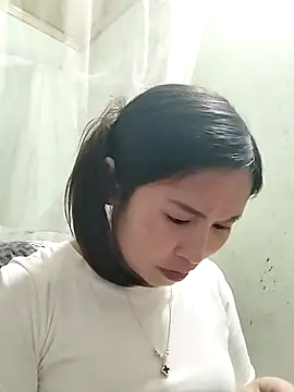 Snapshot of Mai4568 chatting on October 23, 2025, 3:33 pm Mai4568 online show from October 23, 2025, 3:33 pm