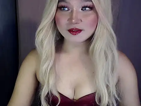 Snapshot of Eyes-on-me chatting on March 8, 2026, 5:17 pm Eyes-on-me online show from March 8, 2026, 5:17 pm
