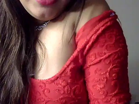 Snapshot of Aaliya02 chatting on October 21, 2025, 9:32 am Aaliya02 online show from October 21, 2025, 9:32 am