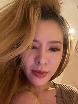 miumiu-66 online show from October 15, 2025, 3:45 pm